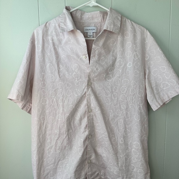 Calvin Klein Pink Casual Button Down Shirt - Picture 1 of 4